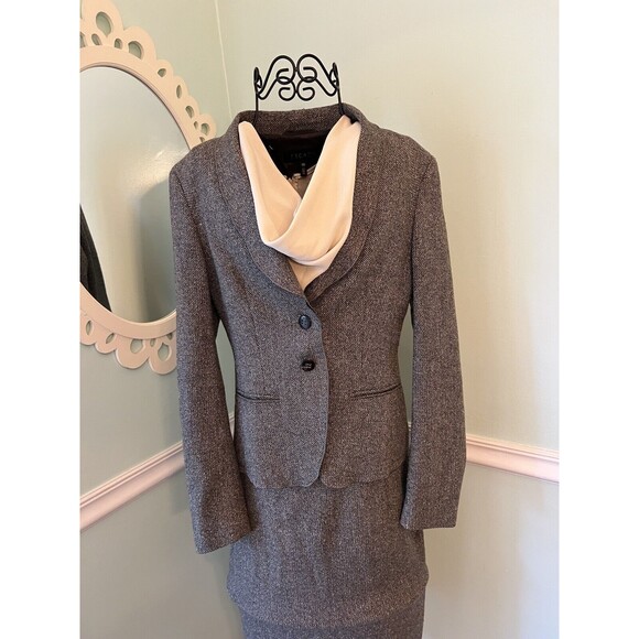 Escada Blazer Two Button Blouse Dress Suit Gray Tweed 36 Small - Picture 1 of 8